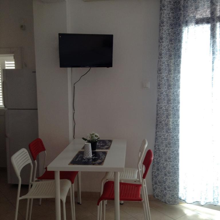 Akrogiali Apartments Paralía Skotínis Exterior foto